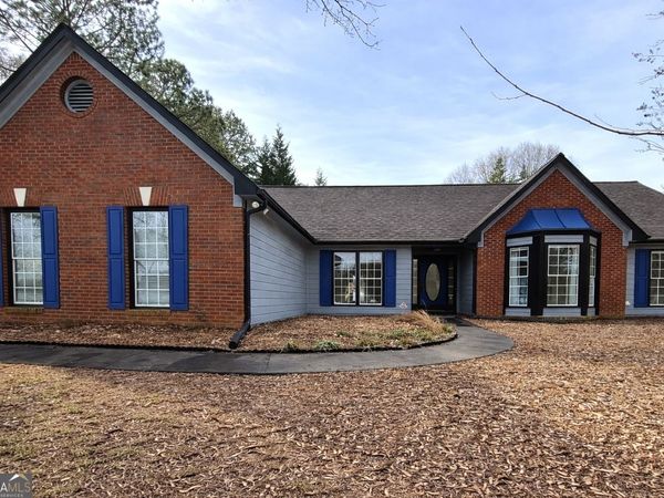 1500 Smoke Hill Drive, Hoschton, GA 30548