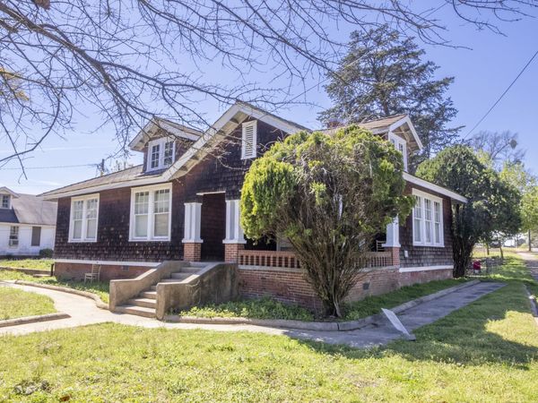 28 Johnson Avenue, Manchester, GA 31816