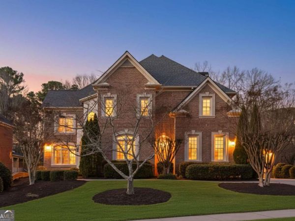 715 Crown Cove, Milton, GA 30004