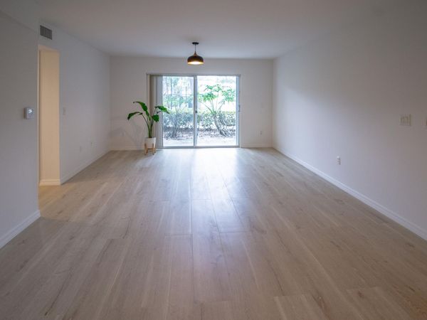 1200 Crestwood Court S, Unit 1204, Royal Palm Beach, FL 33411