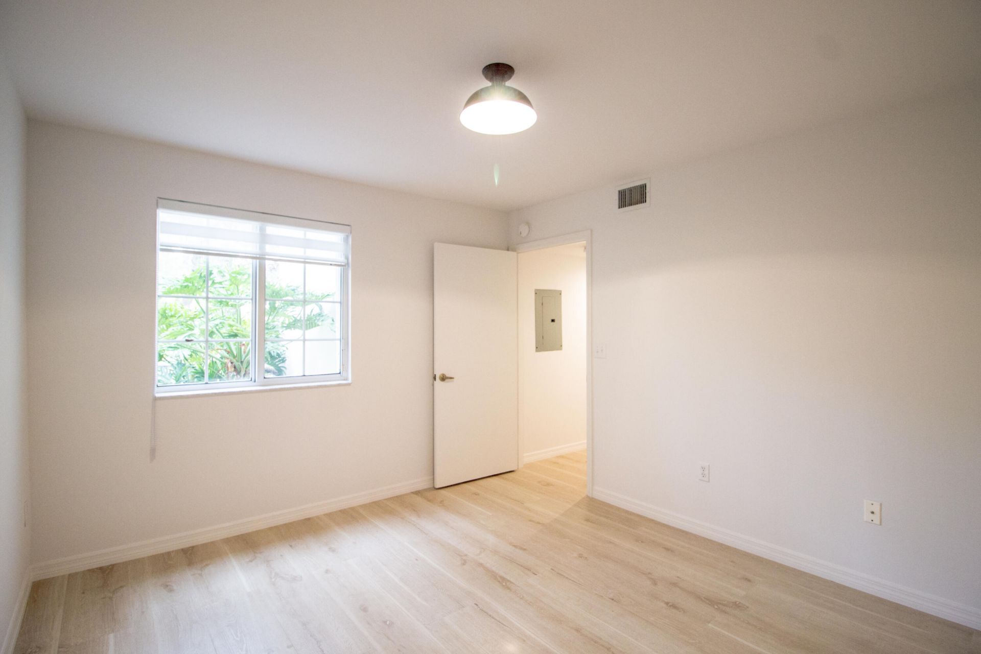 1200 Crestwood Court S, Unit 1204, Royal Palm Beach, FL 33411 Photo