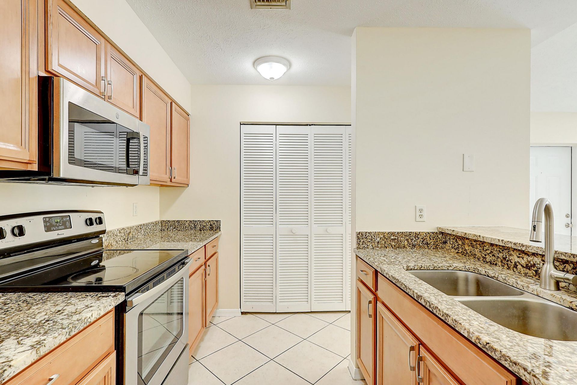 2906 SW Port St Lucie Boulevard, Port Saint Lucie, FL 34953 Photo