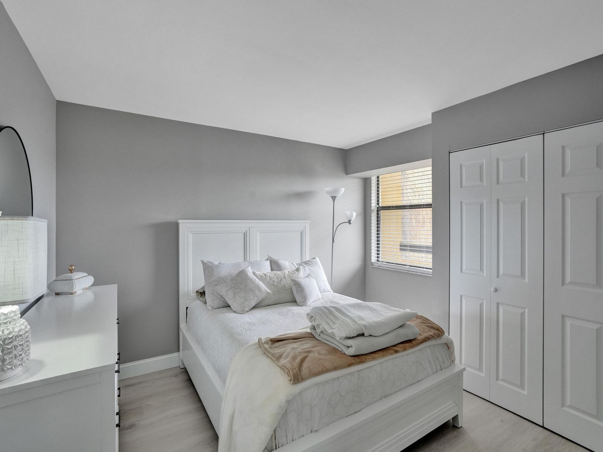 955 Egret Circle, Unit 405, Delray Beach, FL 33444 Photo