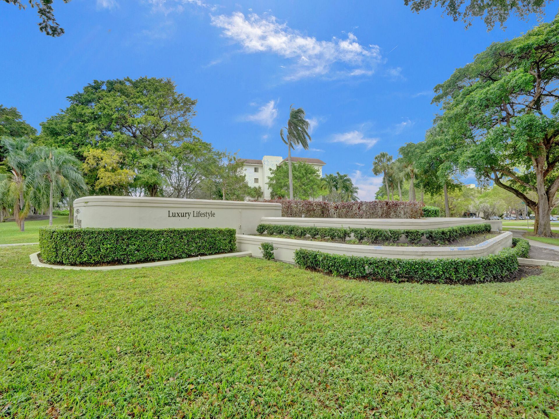 955 Egret Circle, Unit 405, Delray Beach, FL 33444 Photo