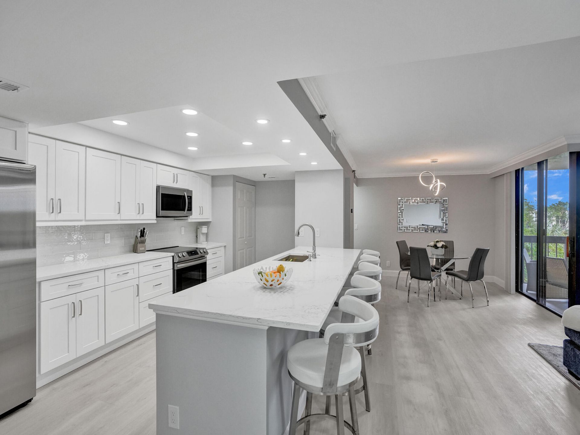 955 Egret Circle, Unit 405, Delray Beach, FL 33444 Photo