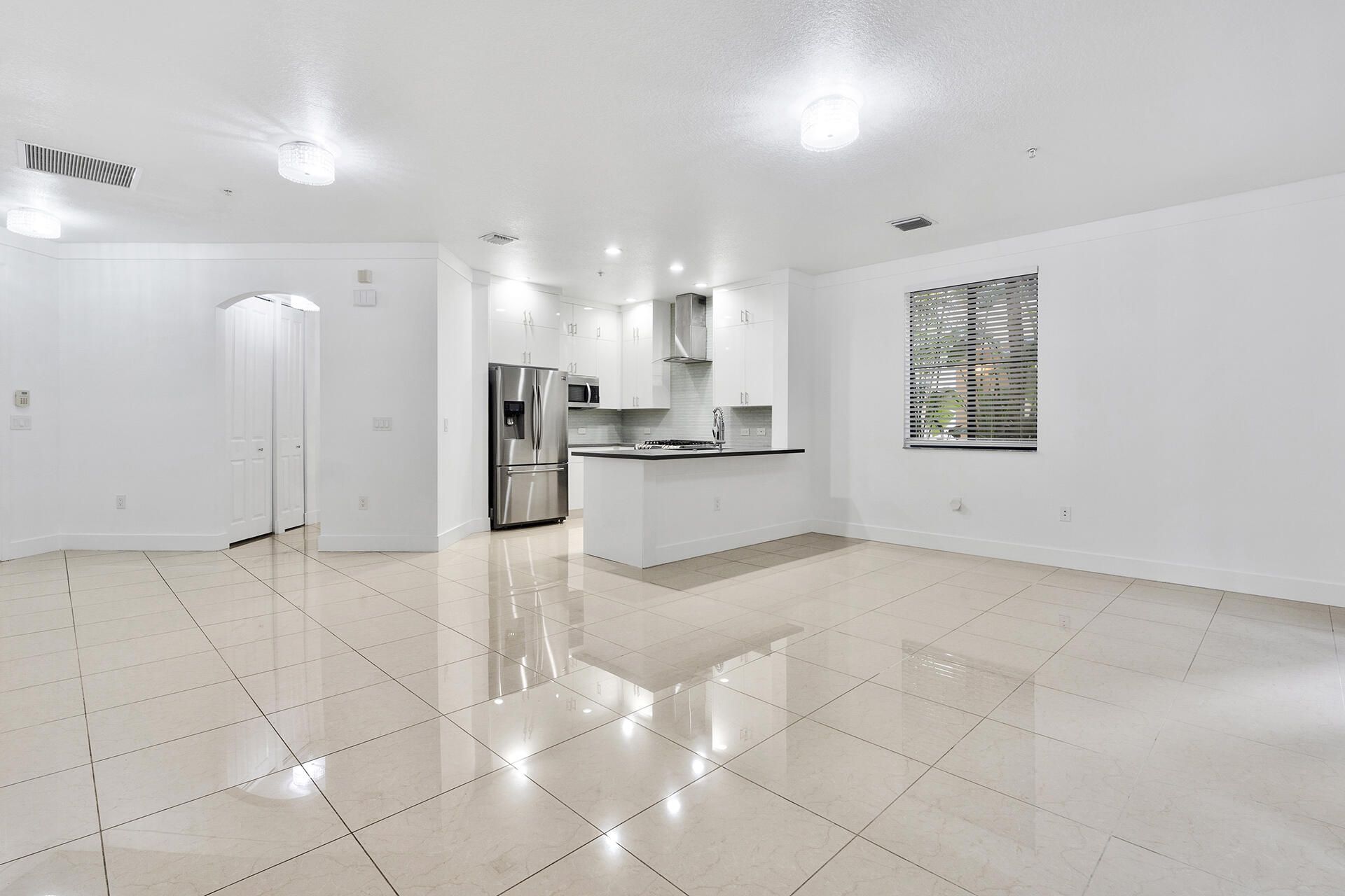 3020 NW 125th Avenue, Unit 223, Sunrise, FL 33323 Photo