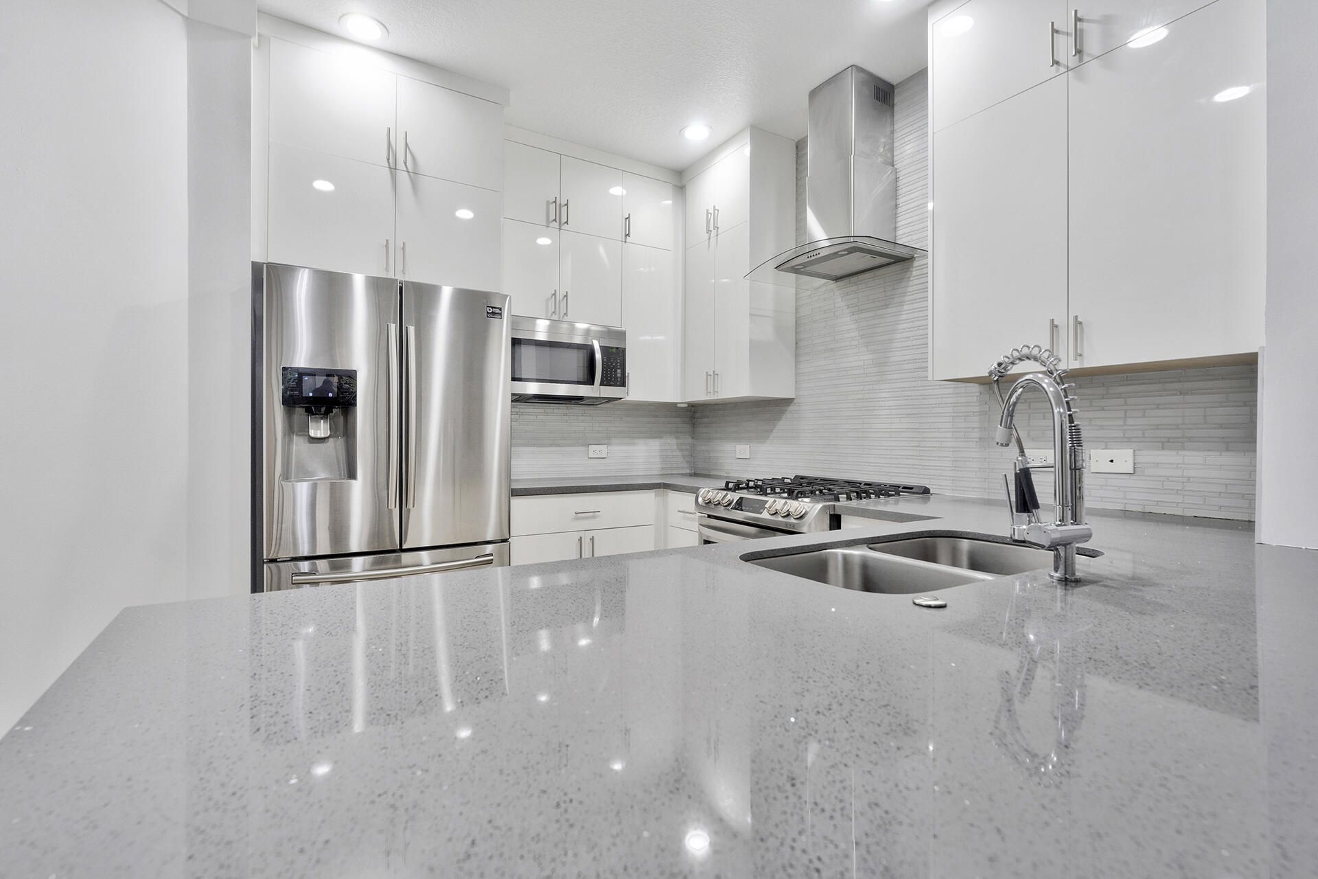 3020 NW 125th Avenue, Unit 223, Sunrise, FL 33323 Photo