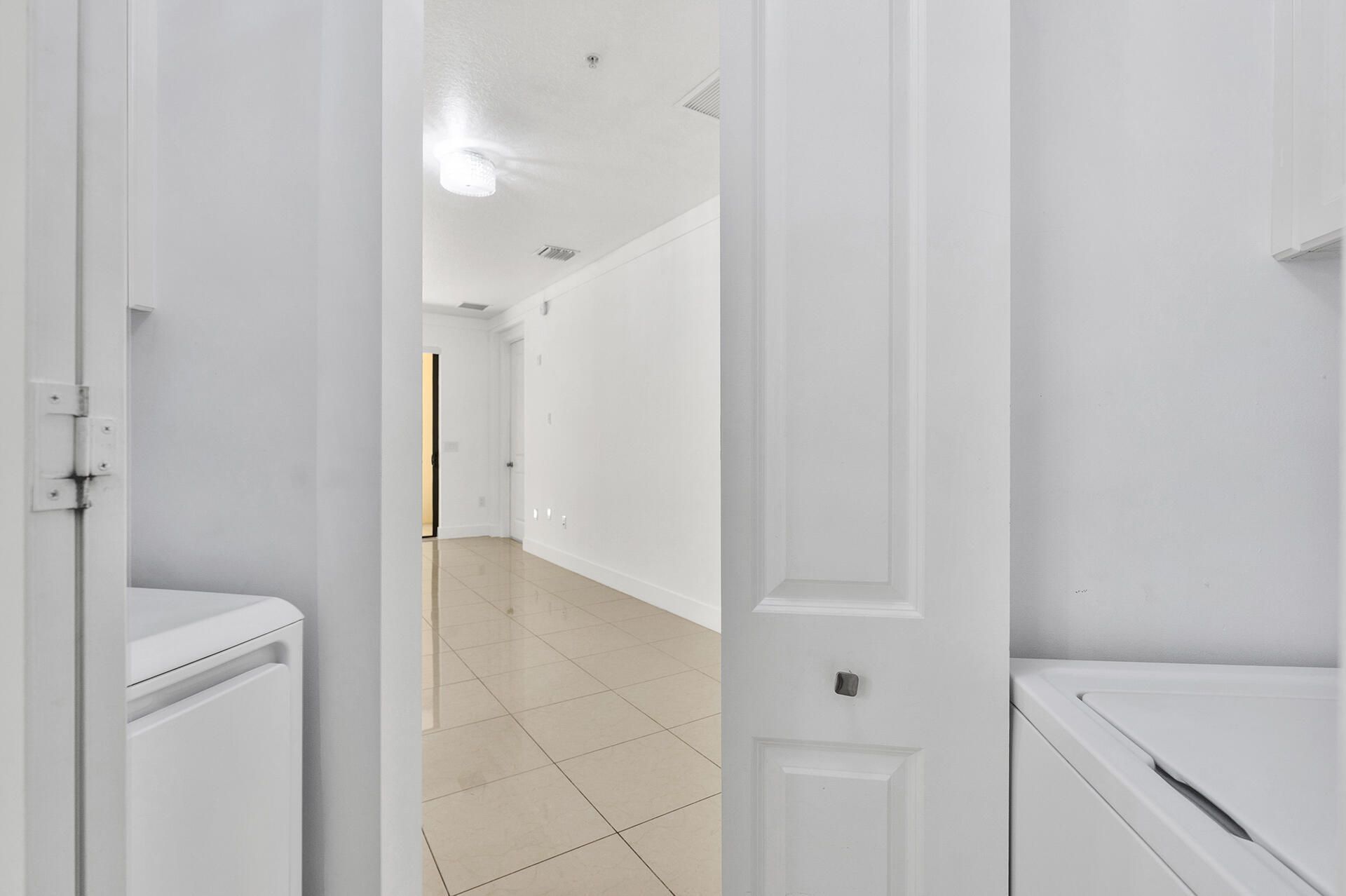 3020 NW 125th Avenue, Unit 223, Sunrise, FL 33323 Photo