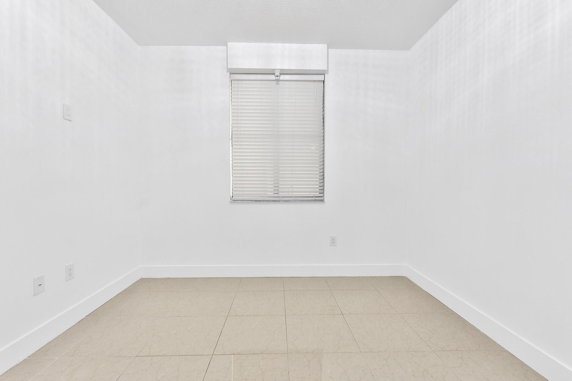 3020 NW 125th Avenue, Unit 223, Sunrise, FL 33323 Photo