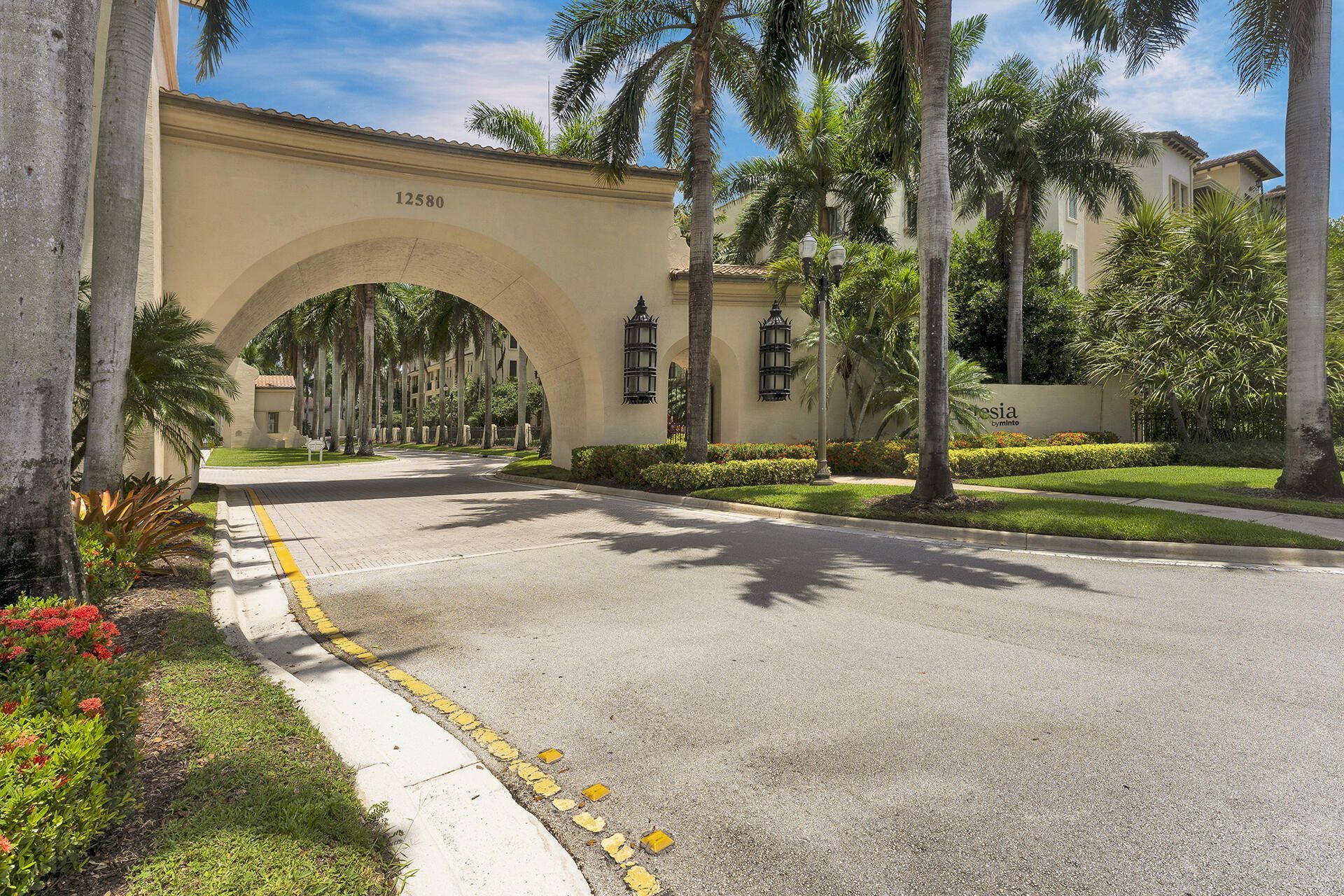 3020 NW 125th Avenue, Unit 223, Sunrise, FL 33323 Photo