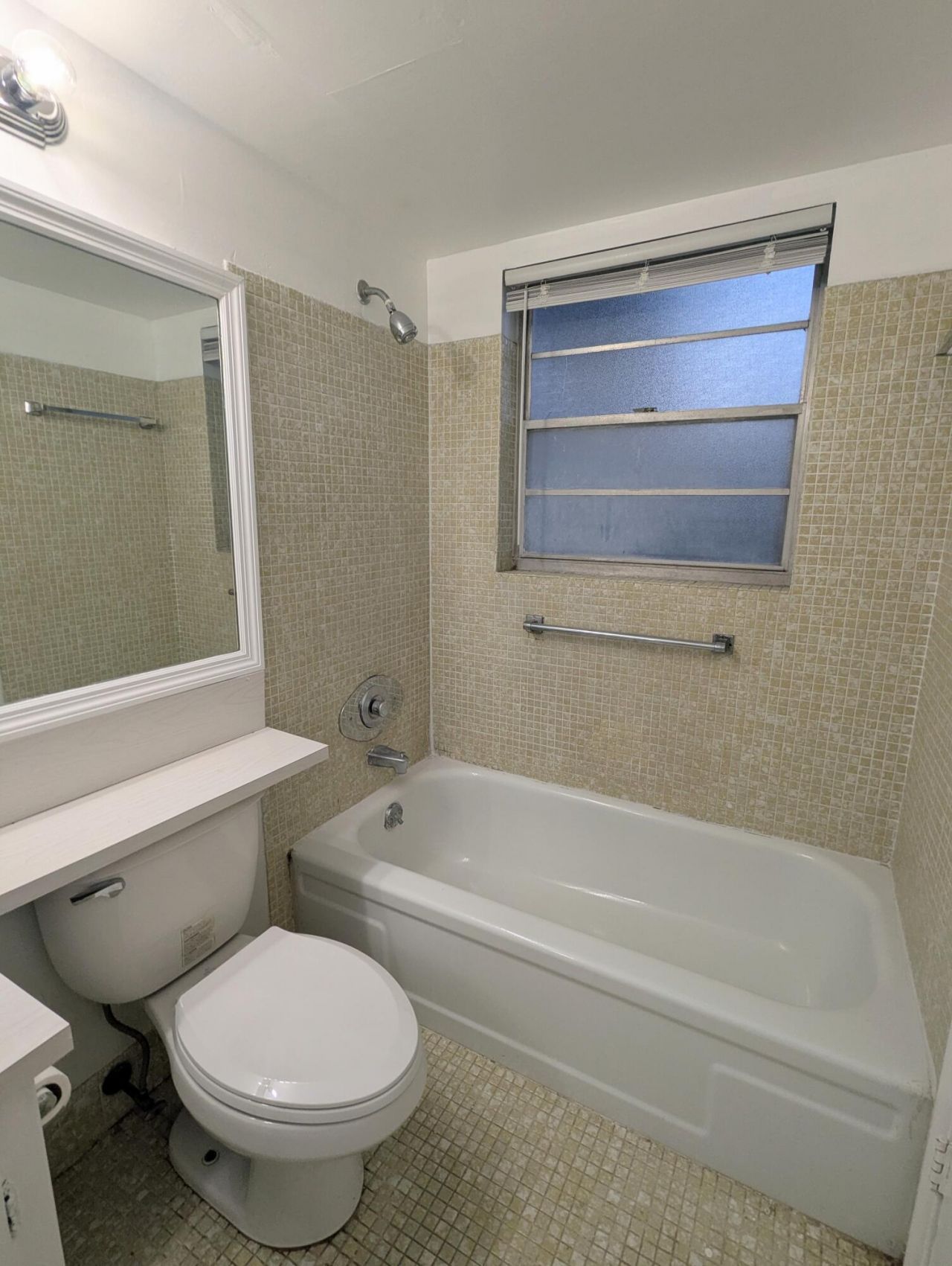 353 Sheffield O, West Palm Beach, FL 33417 Photo