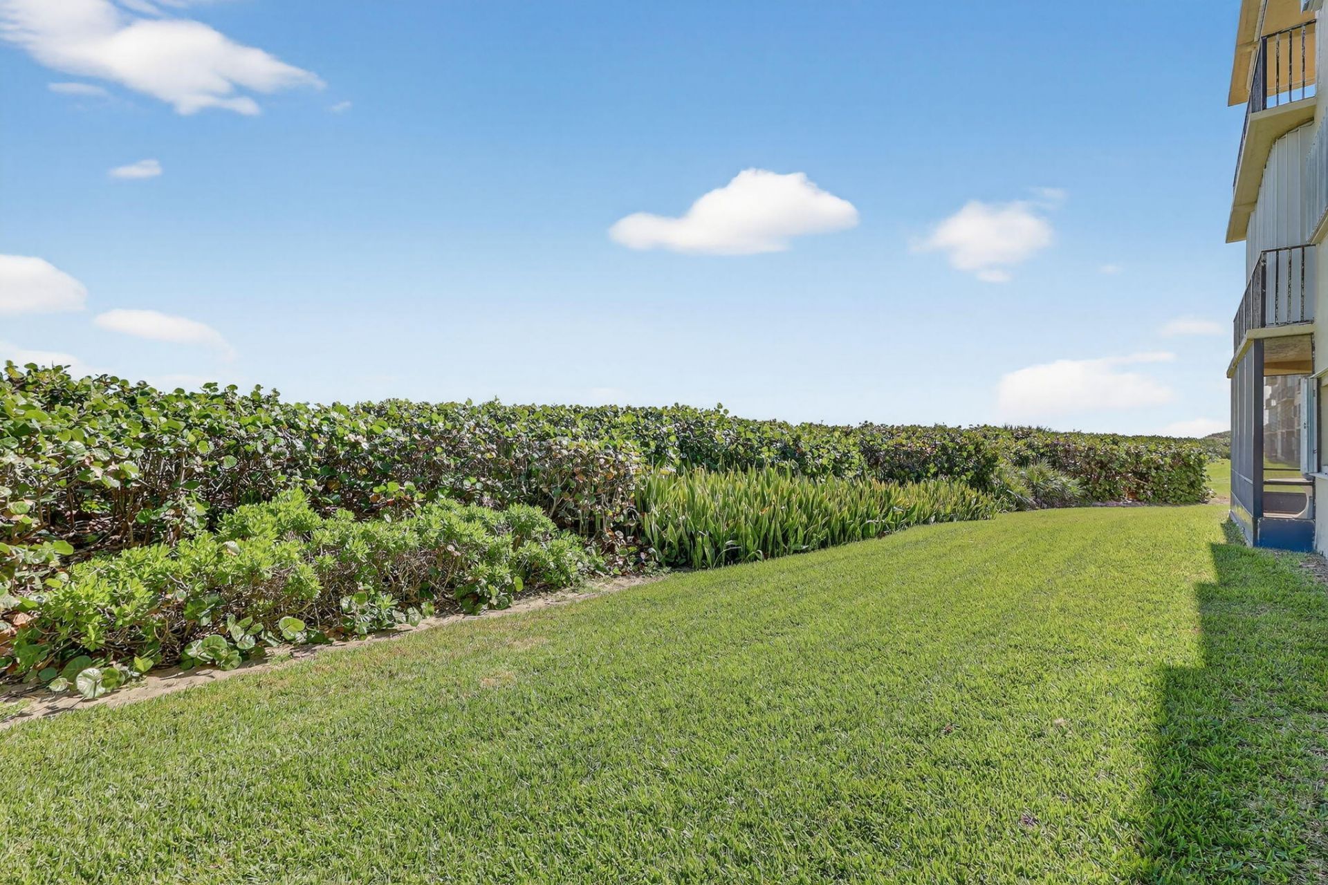 7410 S Ocean Drive, Unit 109, Jensen Beach, FL 34957 Photo