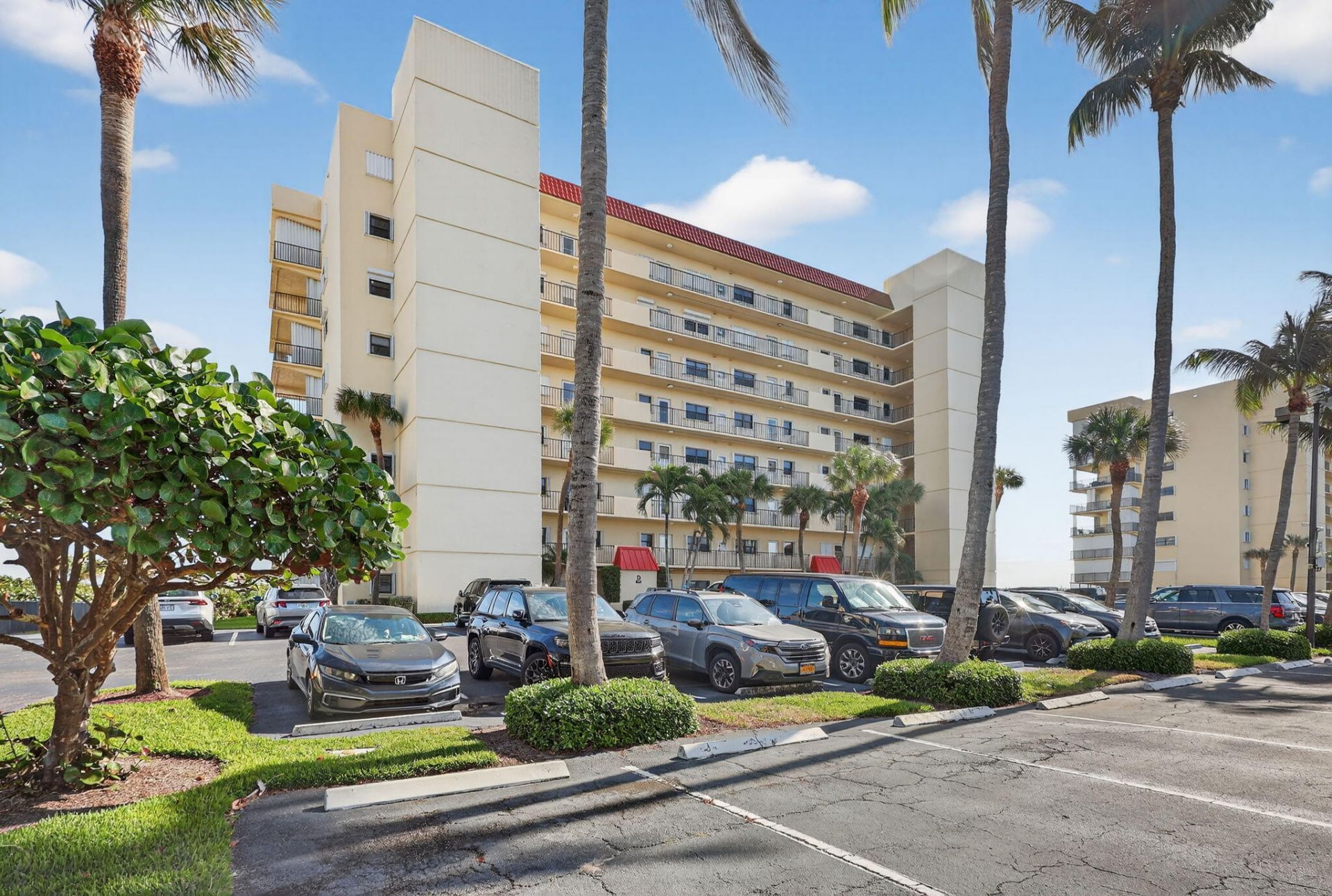 7410 S Ocean Drive, Unit 109, Jensen Beach, FL 34957 Photo