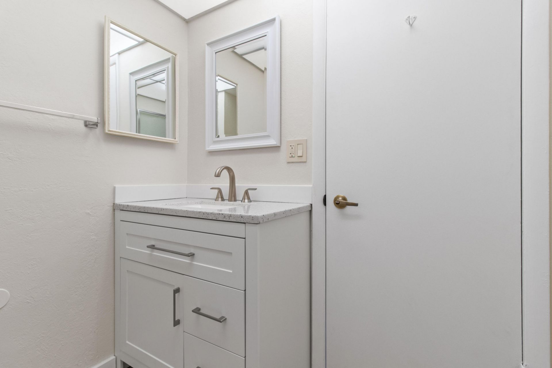 8 Royal Palm Way, Unit 602, Boca Raton, FL 33432 Photo