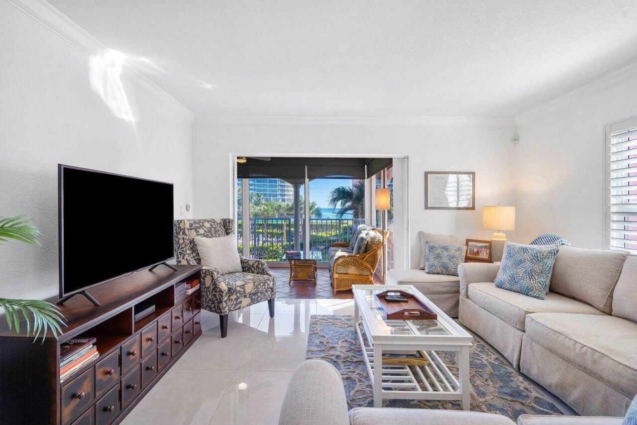 1040 Banyan Road, Unit 2010, Boca Raton, FL 33432 Photo