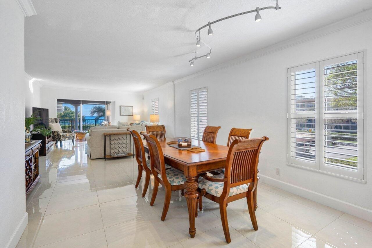 1040 Banyan Road, Unit 2010, Boca Raton, FL 33432 Photo