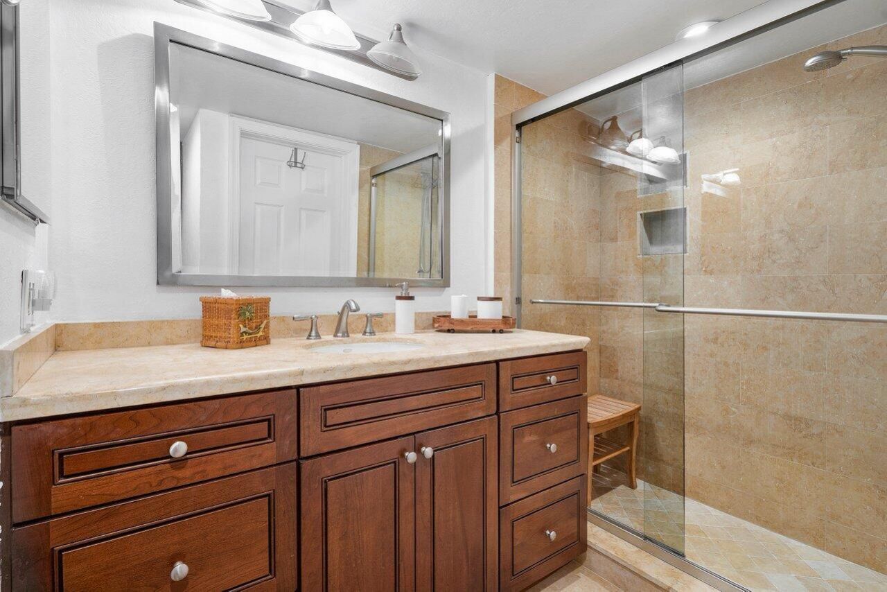 1040 Banyan Road, Unit 2010, Boca Raton, FL 33432 Photo