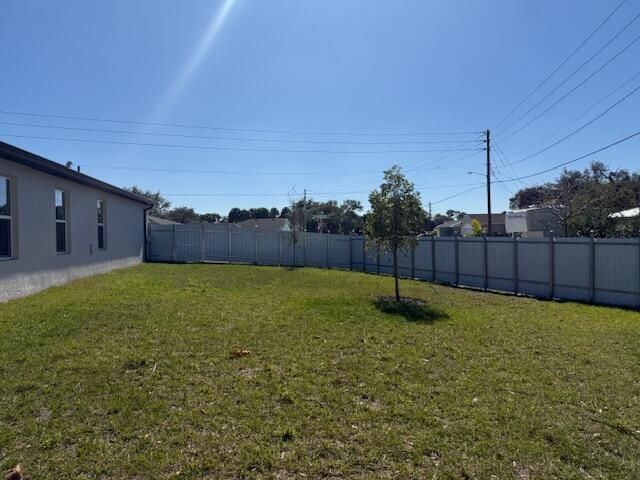 1689 SW Abingdon Avenue, Port Saint Lucie, FL 34953 Photo