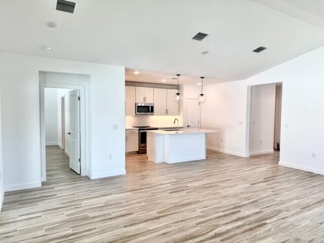 1689 SW Abingdon Avenue, Port Saint Lucie, FL 34953 Photo