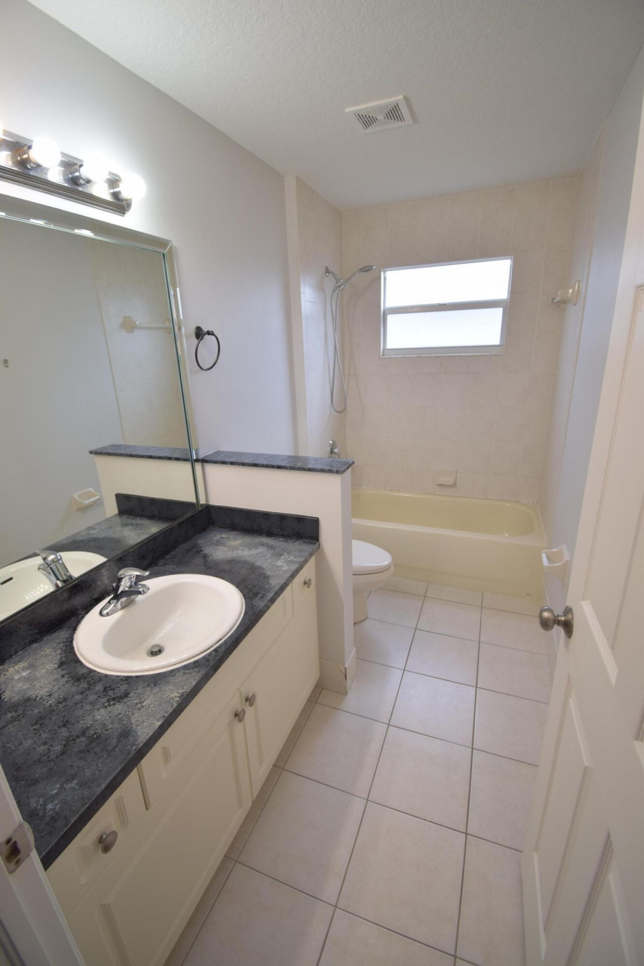 538 SW Baoy Avenue, Port Saint Lucie, FL 34953 Photo