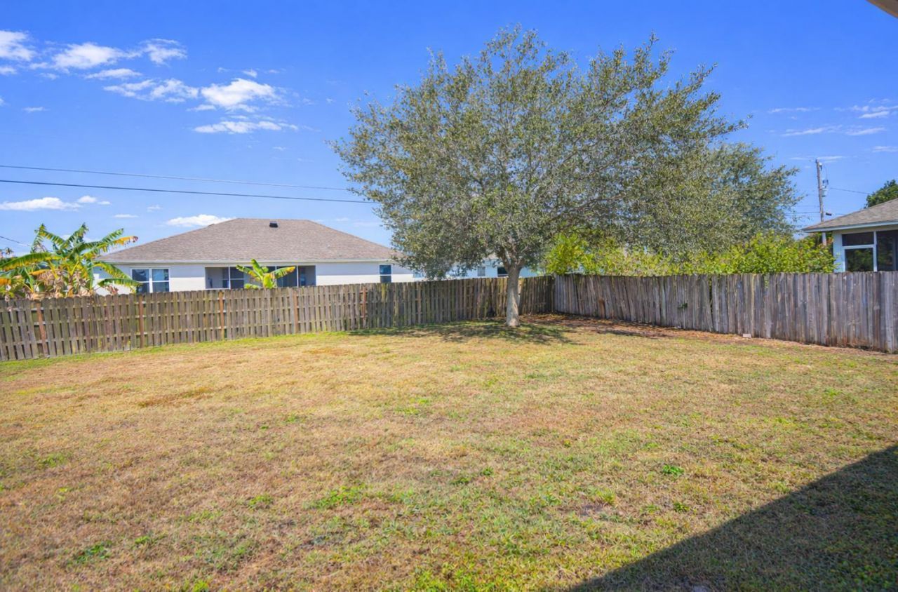 538 SW Baoy Avenue, Port Saint Lucie, FL 34953 Photo