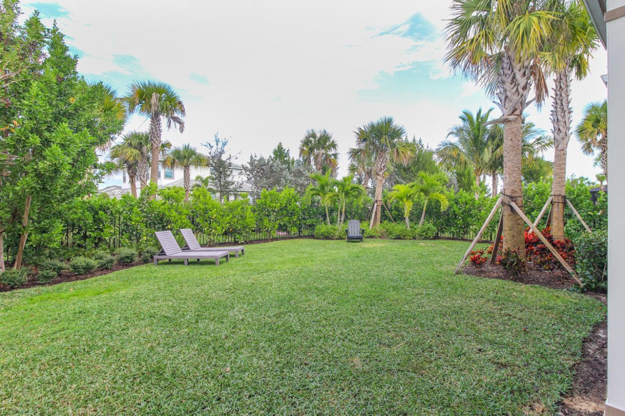 10369 Northbrook Circle, Palm Beach Gardens, FL 33412 Photo