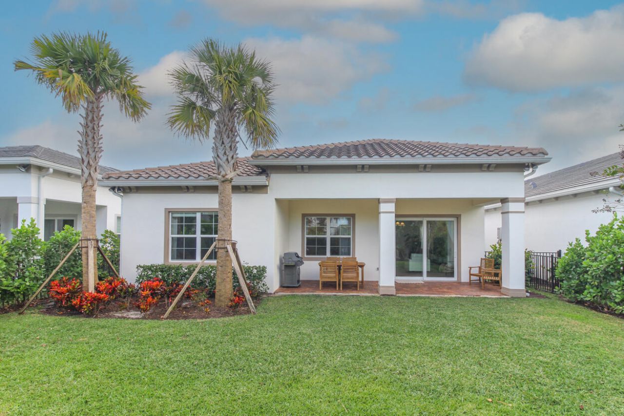 10369 Northbrook Circle, Palm Beach Gardens, FL 33412 Photo