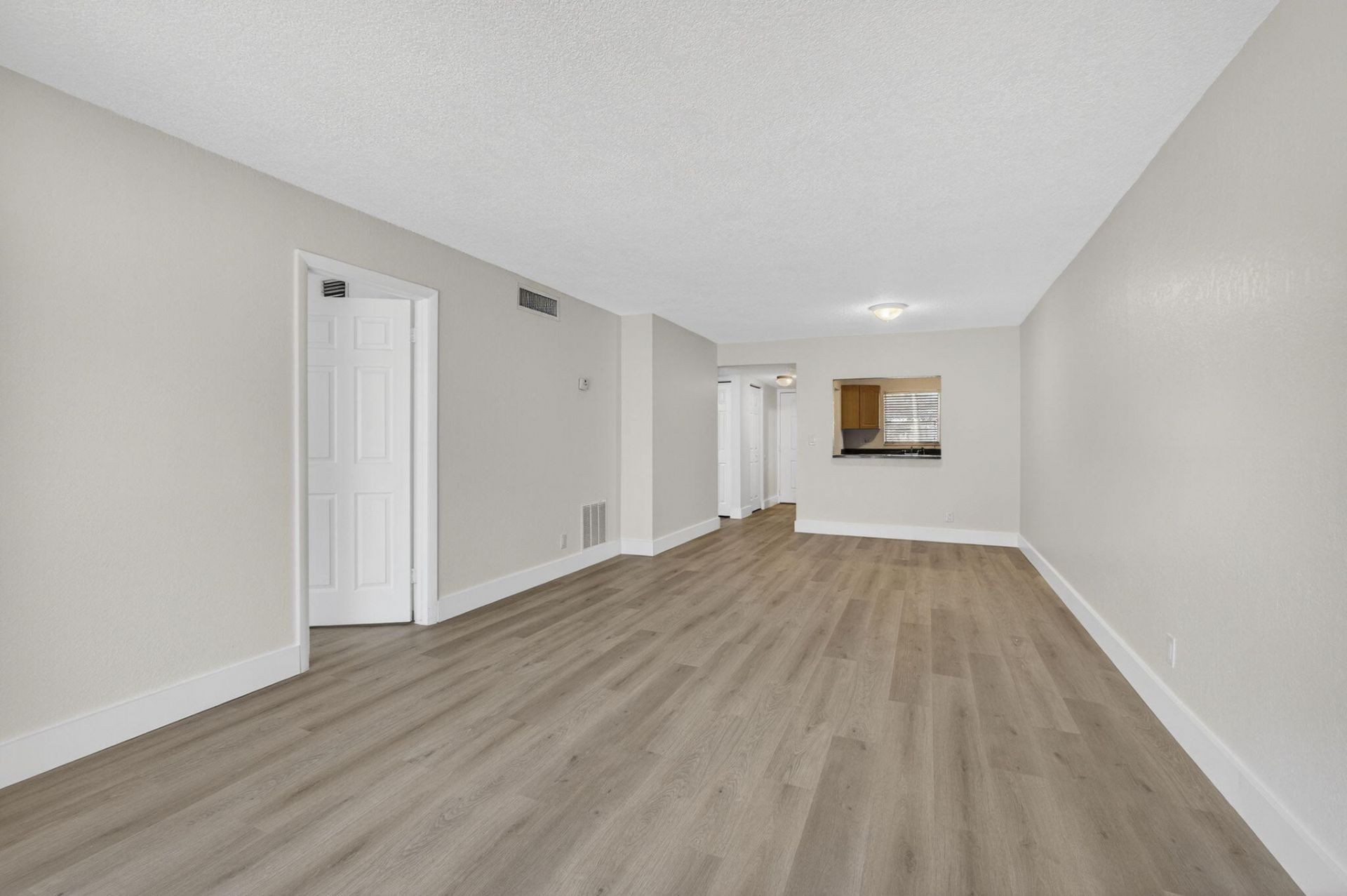 120 Sparrow Drive, Unit 113, Royal Palm Beach, FL 33411 Photo