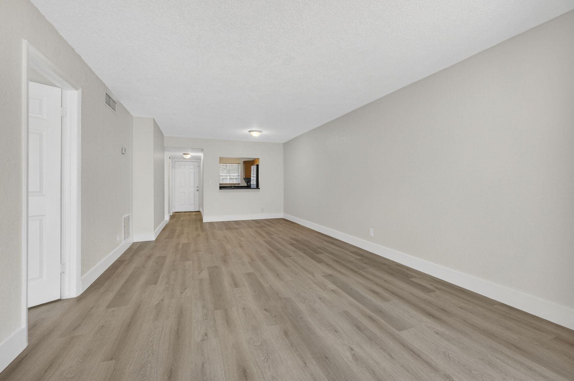 120 Sparrow Drive, Unit 105, Royal Palm Beach, FL 33411 Photo