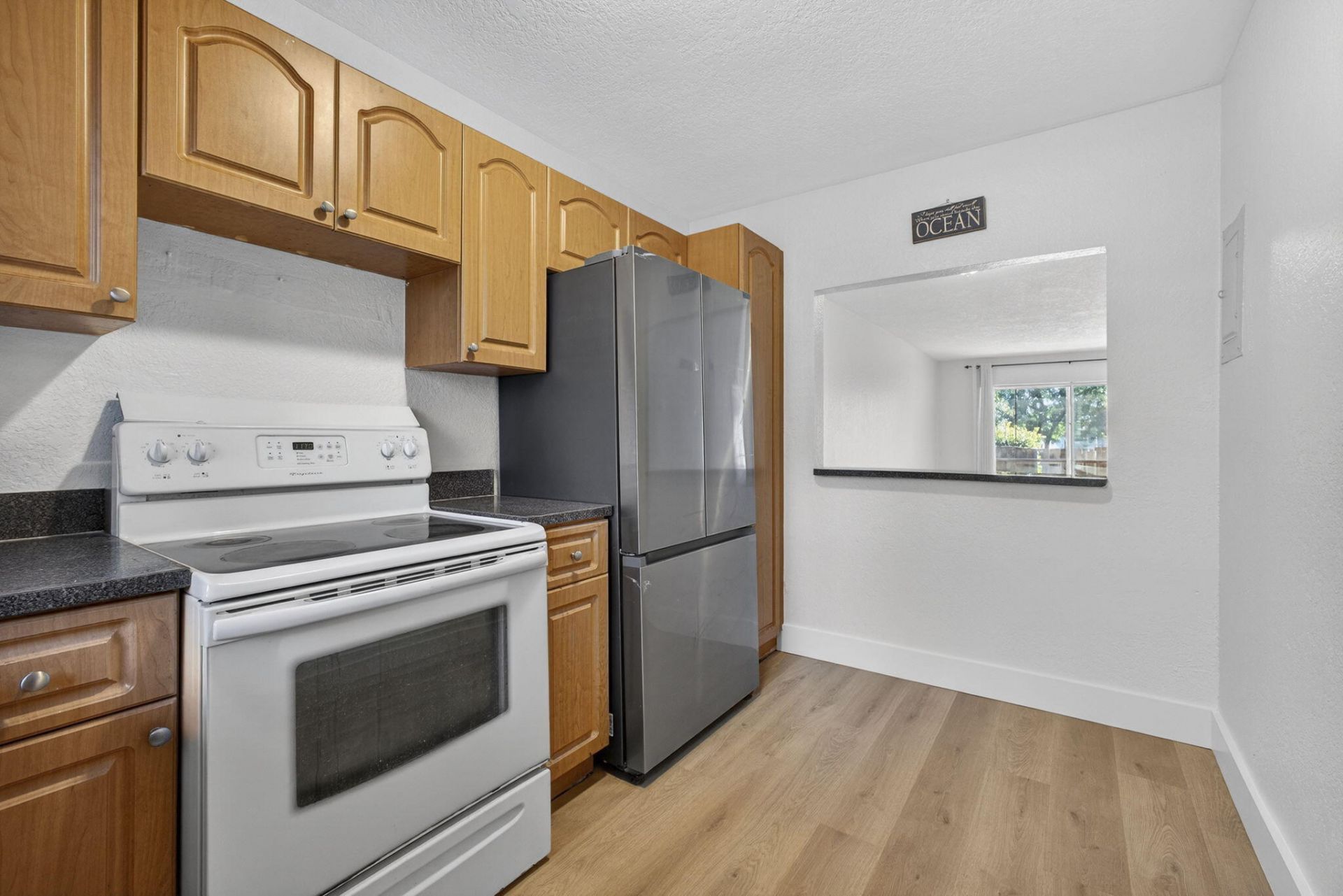 120 Sparrow Drive, Unit 113, Royal Palm Beach, FL 33411 Photo