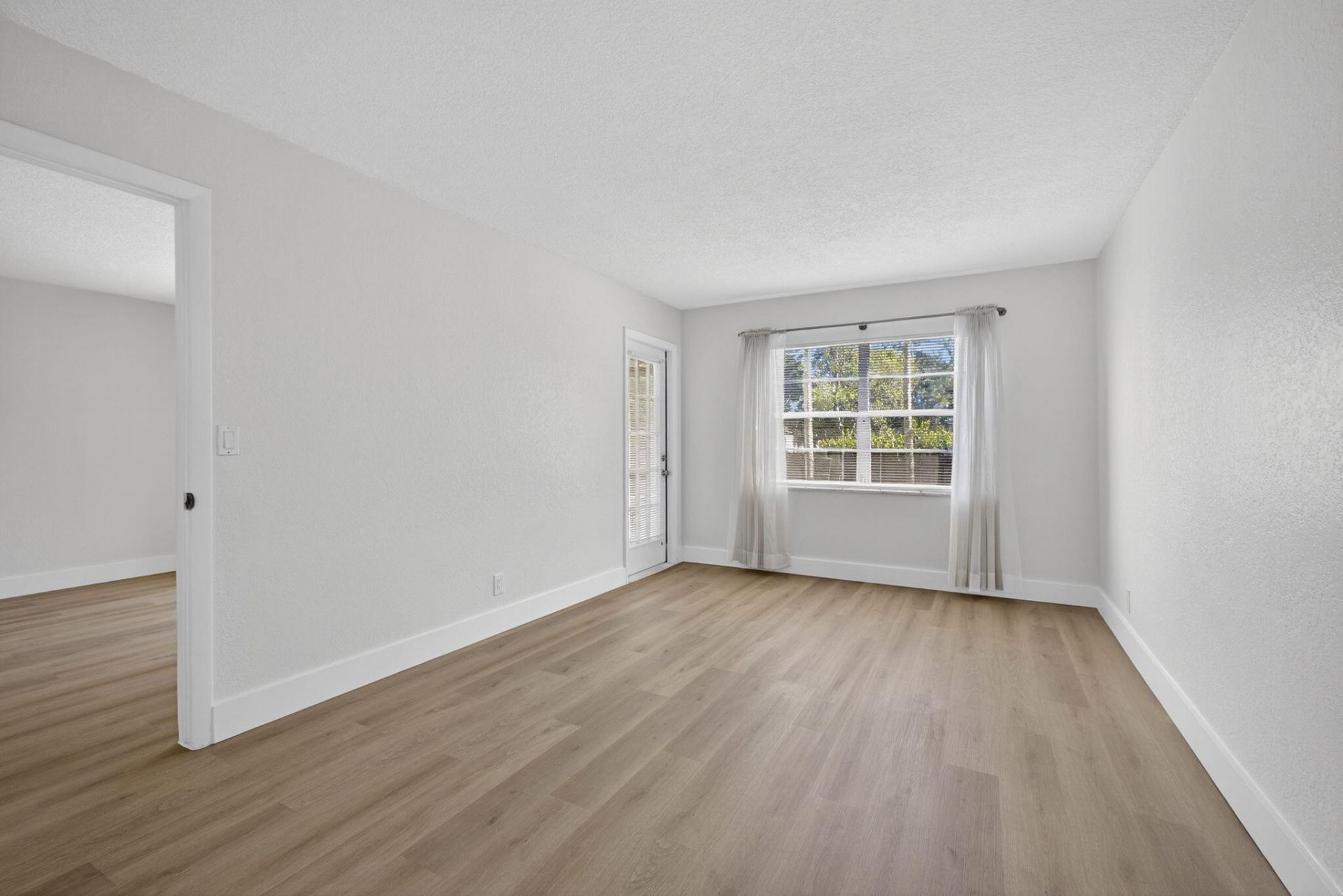 120 Sparrow Drive, Unit 113, Royal Palm Beach, FL 33411 Photo