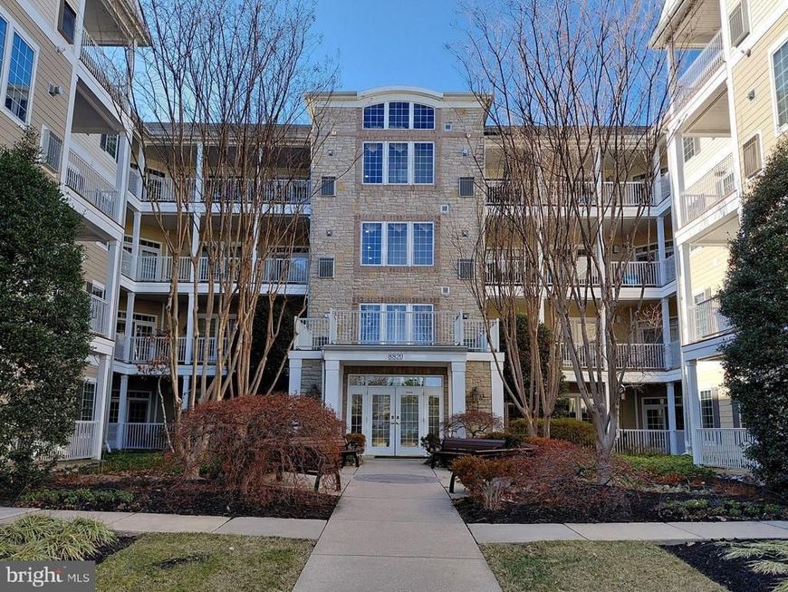 8820 Shining Oceans Way, Unit 305, Columbia, MD 21045 Main Photo