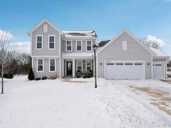 W206N17471 Hidden Creek ROAD, Jackson, WI 53037