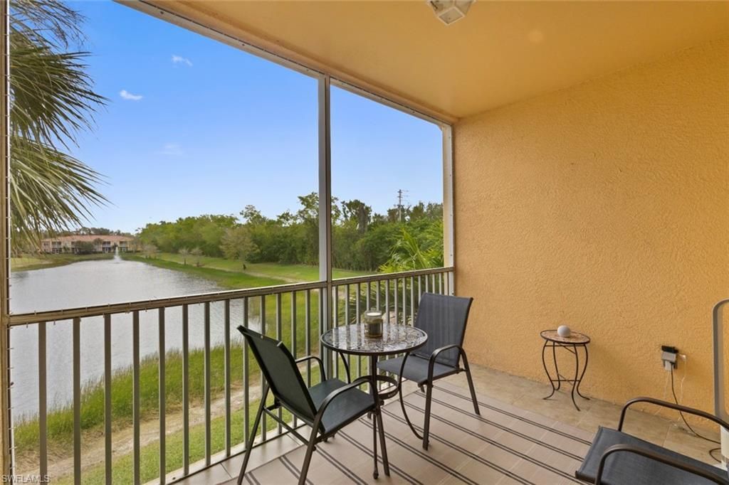 20230 Estero Gardens Cir, Unit 205, Estero, FL 33928 Photo