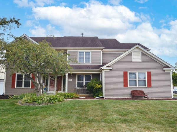 591 Salceda Lane, Mundelein, IL 60060