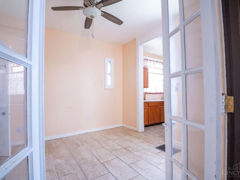3628 Bevis Avenue, Cincinnati, OH 45207 Photo 6