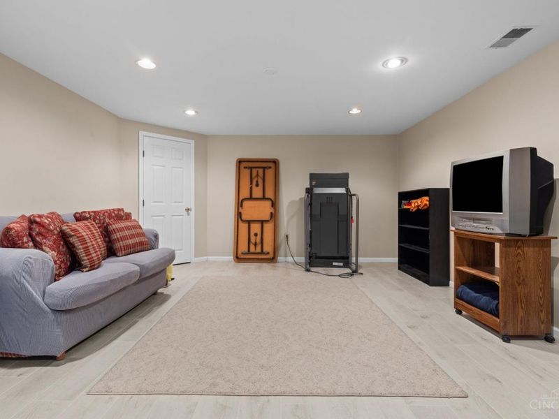 2763 Gallia Drive, Miami Twp, OH 45233 Photo 61