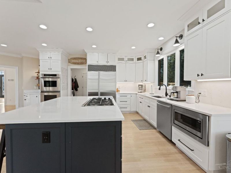 7948 Kugler Mill Road, Sycamore Township, OH 45243 Photo 8