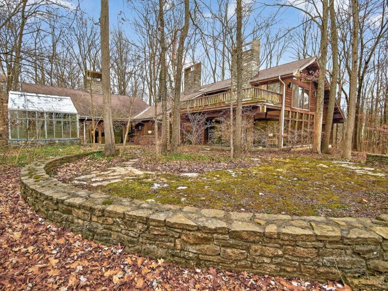 8905 Hopewell Road, Indian Hill, OH 45242 Photo 1