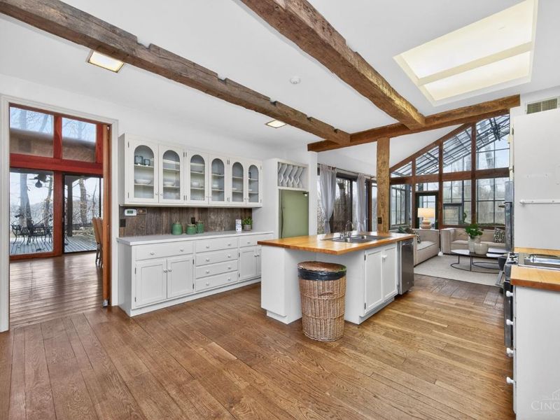 8905 Hopewell Road, Indian Hill, OH 45242 Photo 12