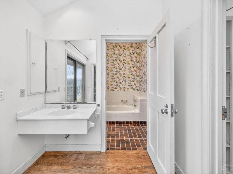 8905 Hopewell Road, Indian Hill, OH 45242 Photo 25