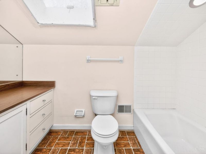 8905 Hopewell Road, Indian Hill, OH 45242 Photo 34