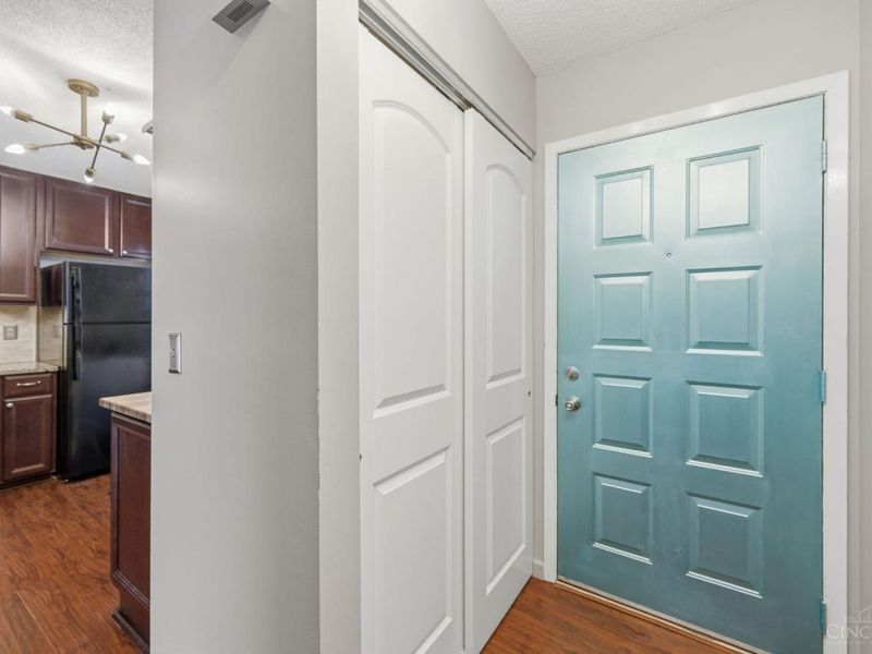 5254 Pros Drive, West Chester, OH 45069 Photo 3