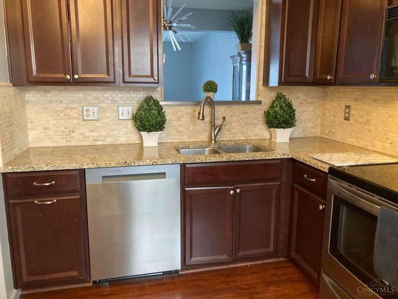 5254 Pros Drive, West Chester, OH 45069 Photo 6