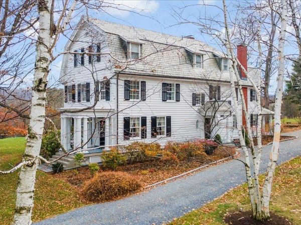 16 West Road, Bennington, VT 05201