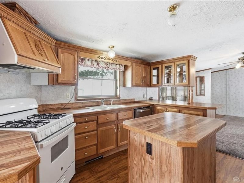 3390 State Route 72 N, Bowersville, OH 45307 Photo 9