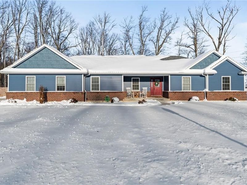 210 Timber Trail, Anna, OH 45302 Photo 2