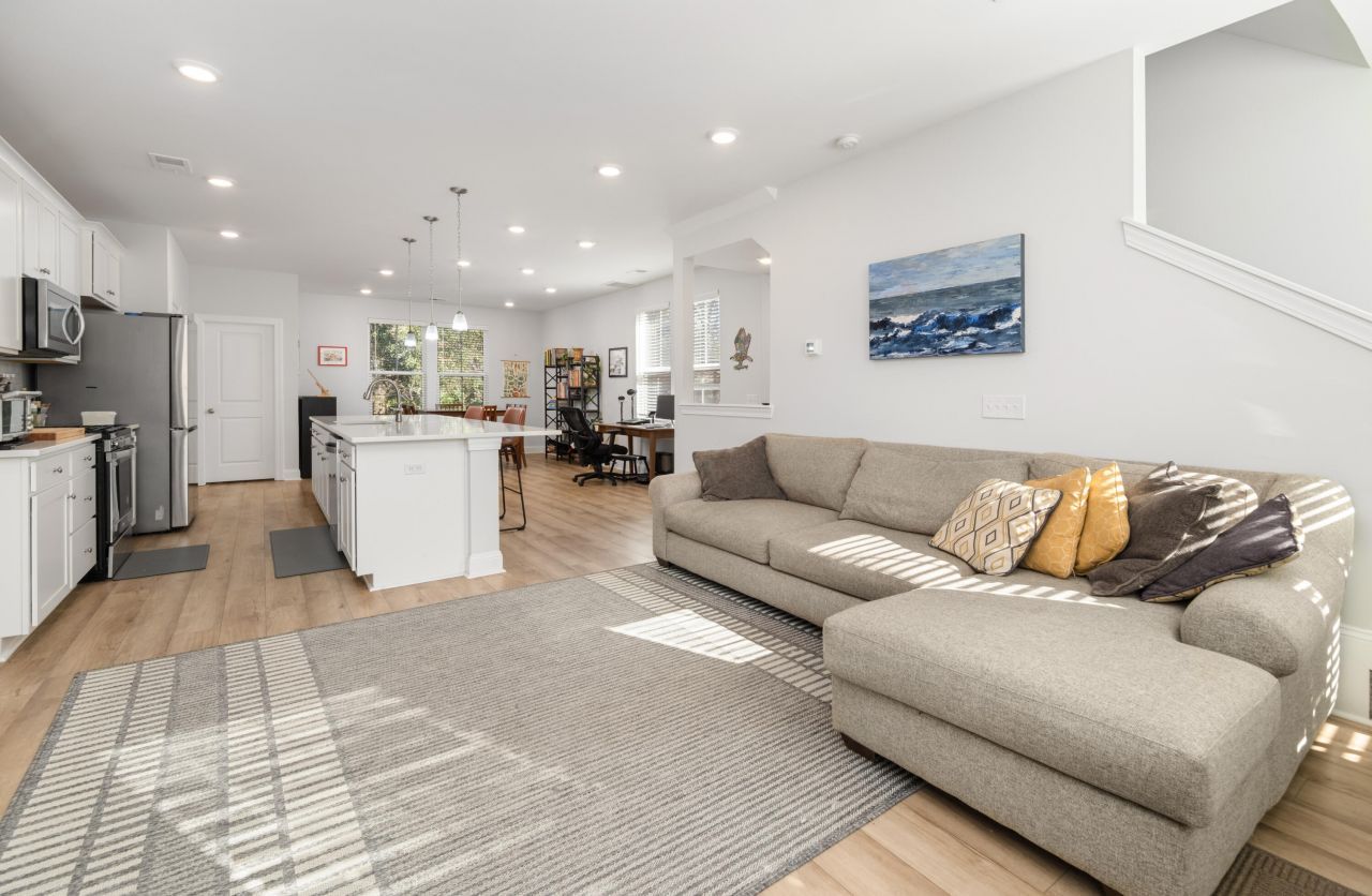 1222 Tice Lane Photo 10