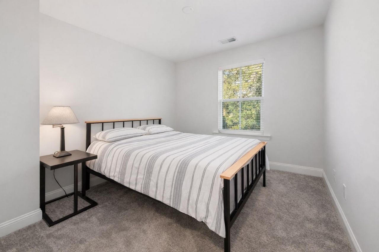 1222 Tice Lane Photo 17