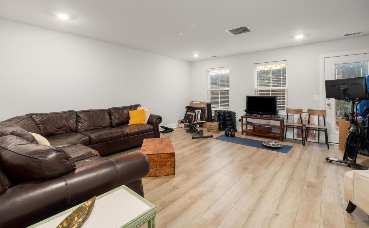 1222 Tice Lane Photo 20